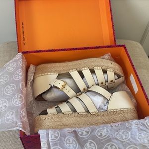 Tory Burch Size 7
